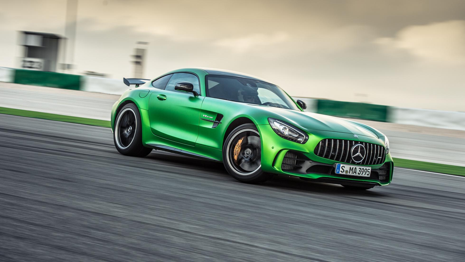 Mercedes AMG GTR С„РёРѕР»РµС‚РѕРІС‹Р№